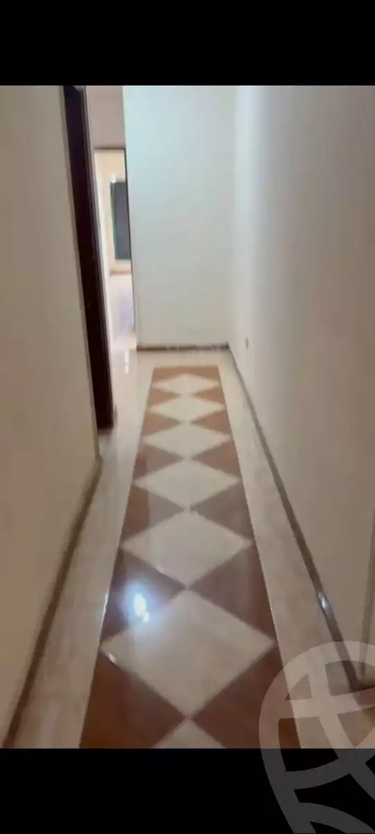 https://aqarmap.com.eg/en/listing/5749924-for-sale-cairo-helwan-helwan-el-sharkeya-mostafa-safwat-st