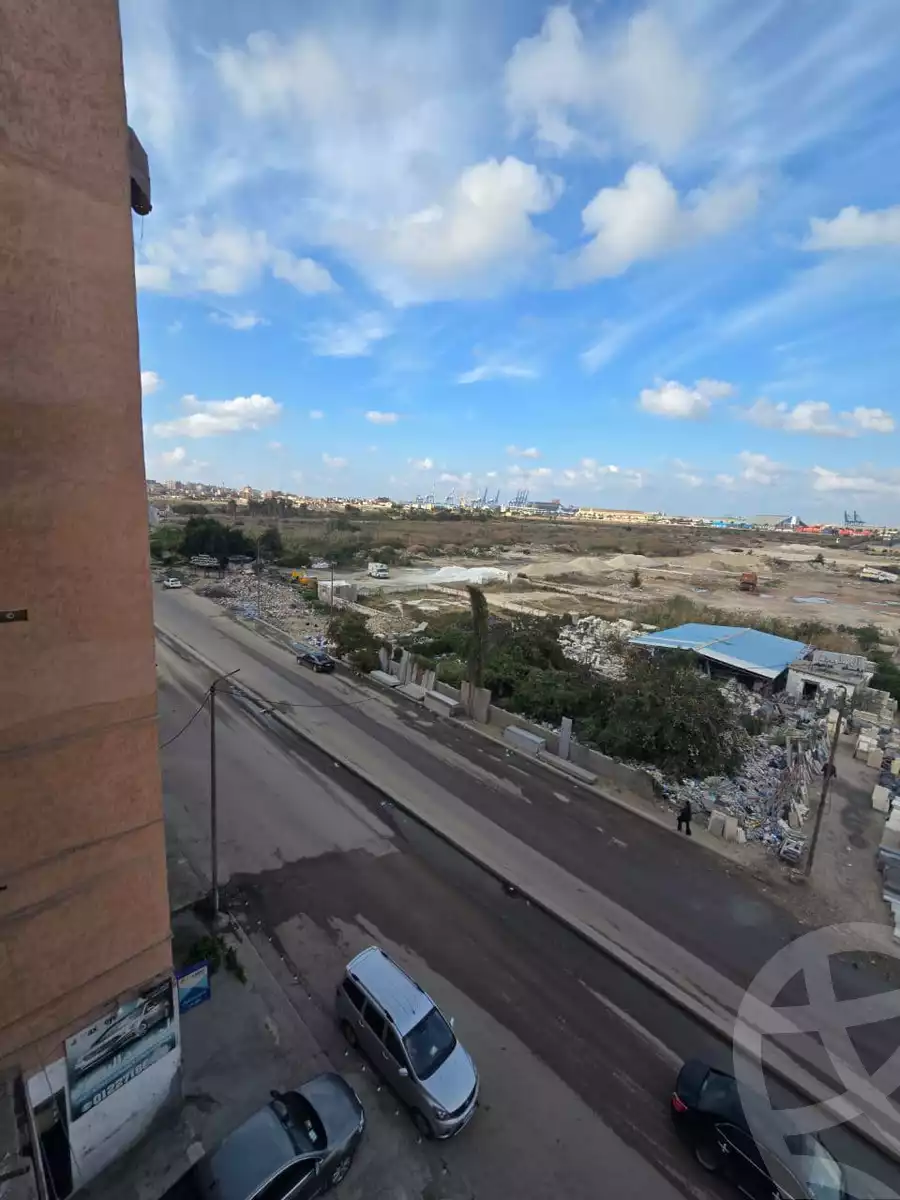 https://aqarmap.com.eg/ar/listing/5750008-for-sale-alexandria-l-jmy-lbytsh-al-andalous-wa-al-hgaz-st