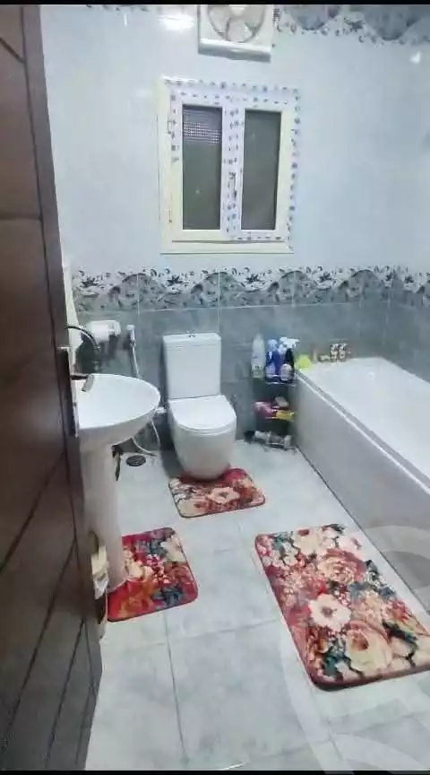 https://aqarmap.com.eg/en/listing/5750329-for-sale-sharqia-zagazig-zagazig-city-ghasham-rd