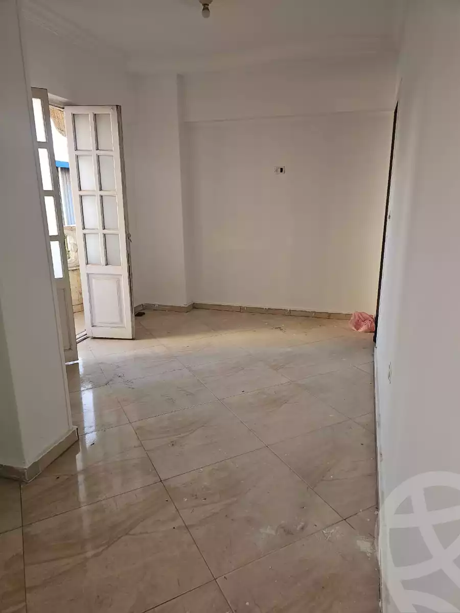 https://aqarmap.com.eg/en/listing/5741112-for-sale-alexandria-smouha-khalf-mahmoud-shaker-abd-al-monem-st