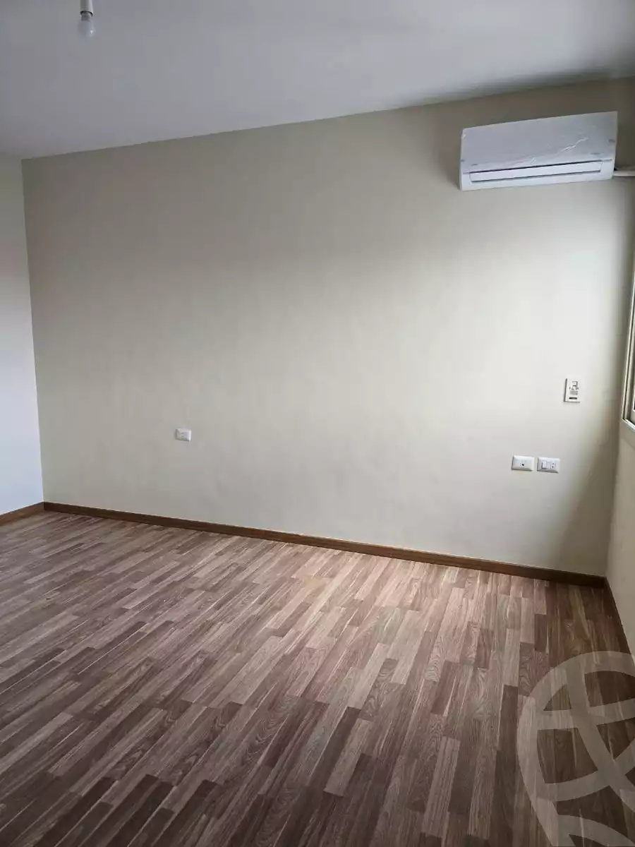 https://aqarmap.com.eg/en/listing/5753441-for-rent-cairo-el-sheikh-zayed-city-compounds-dh-drys