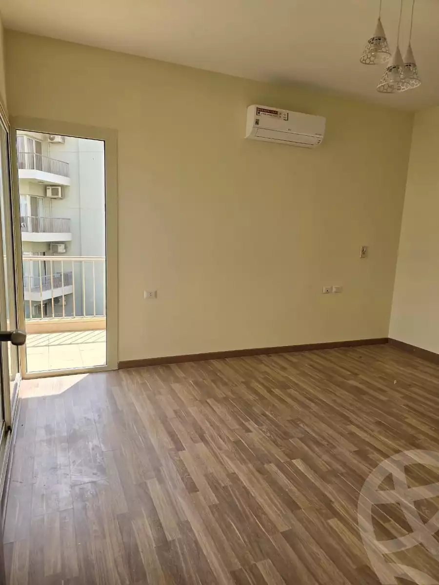 https://aqarmap.com.eg/en/listing/5753484-for-rent-cairo-el-sheikh-zayed-city-compounds-dh-drys