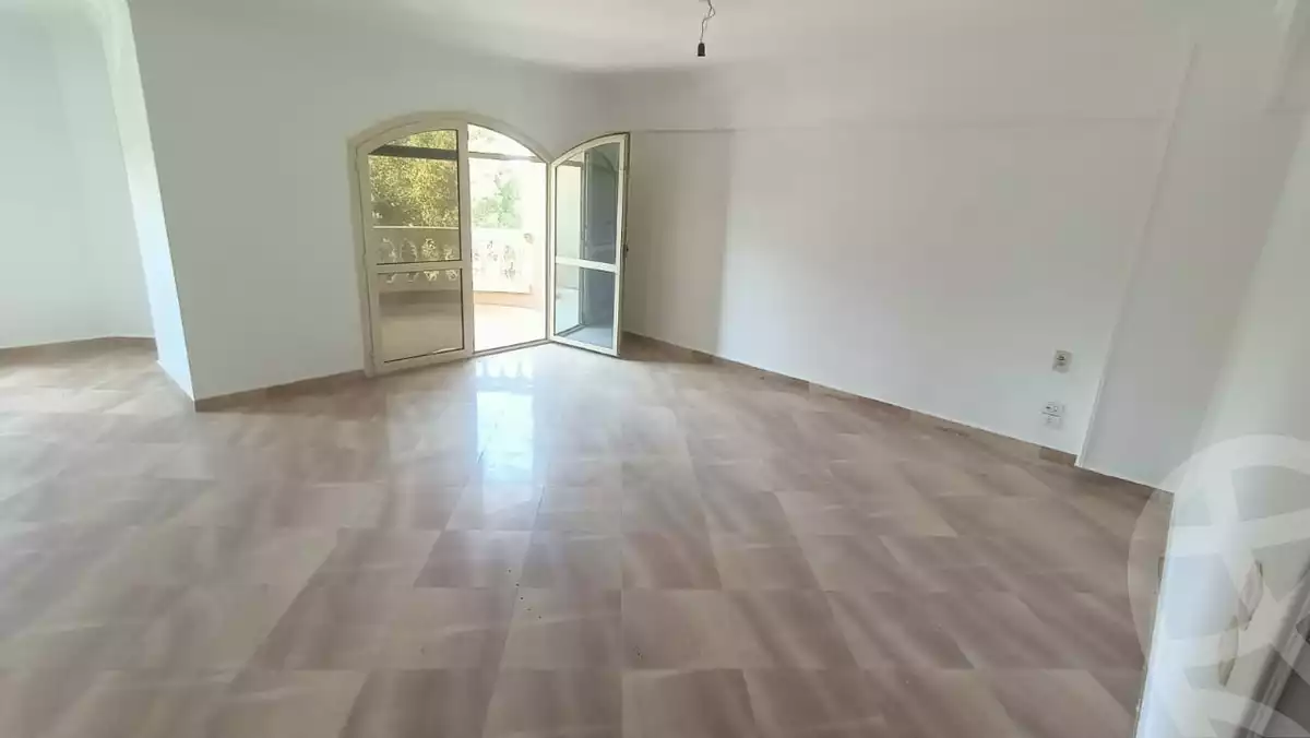 https://aqarmap.com.eg/en/listing/5737103-for-sale-cairo-6th-of-october-el-wahatt-road