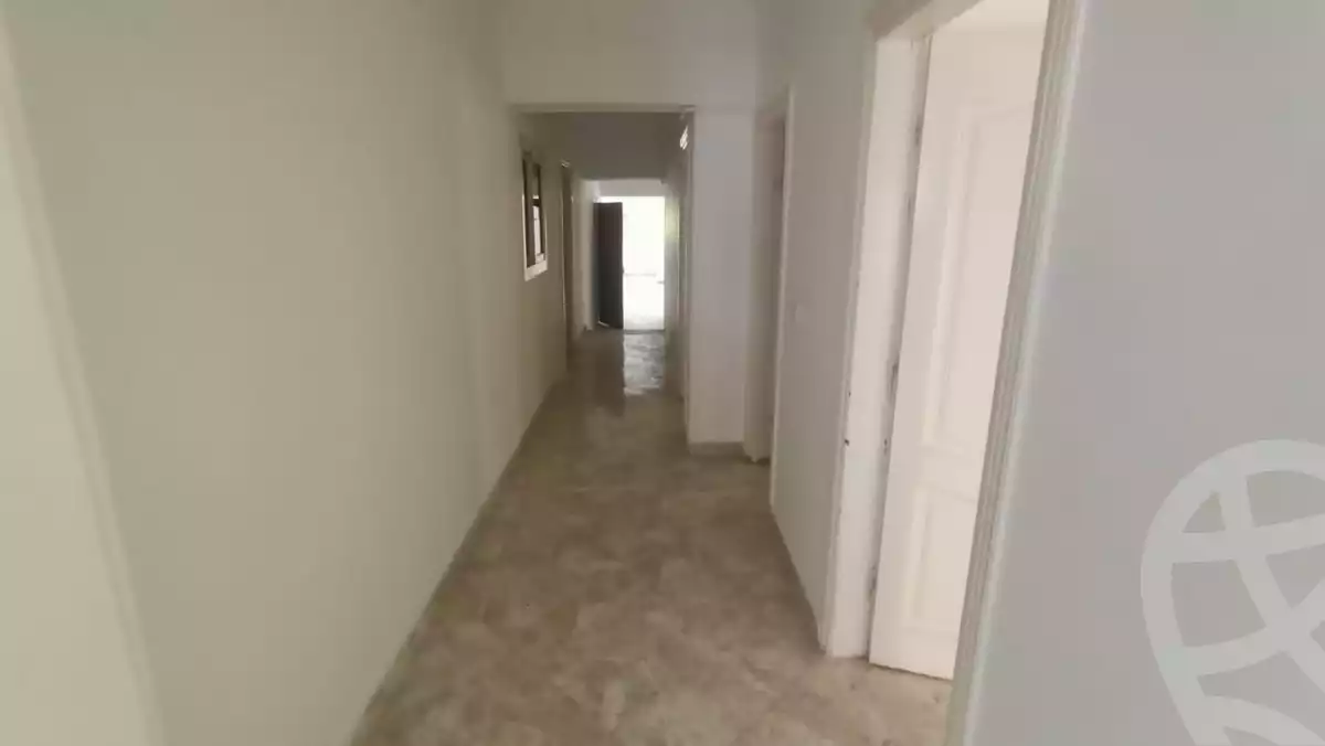 https://aqarmap.com.eg/en/listing/5737103-for-sale-cairo-6th-of-october-el-wahatt-road