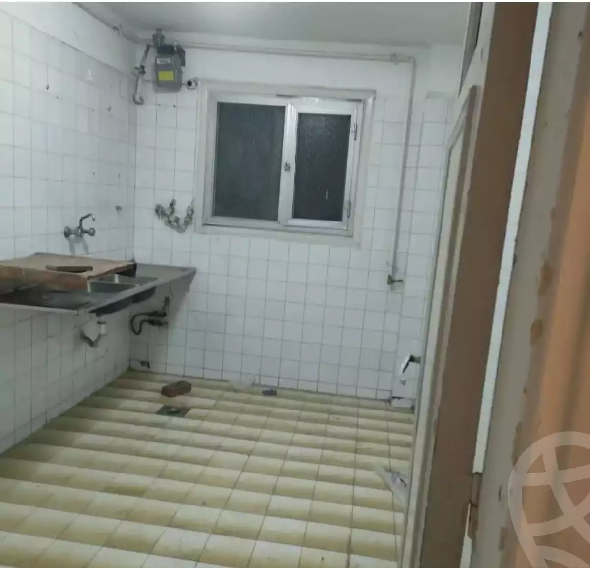 https://aqarmap.com.eg/ar/listing/5758528-for-rent-cairo-mokattam-lhdb-l-ly-el-naforah-square