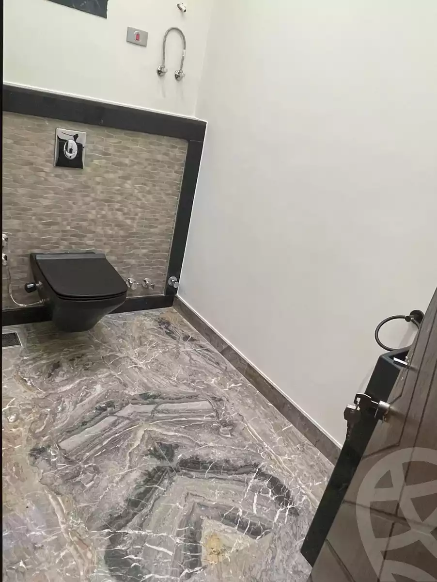 https://aqarmap.com.eg/en/listing/5763088-for-rent-cairo-el-sheikh-zayed-city-compounds-el-patio-zahraa