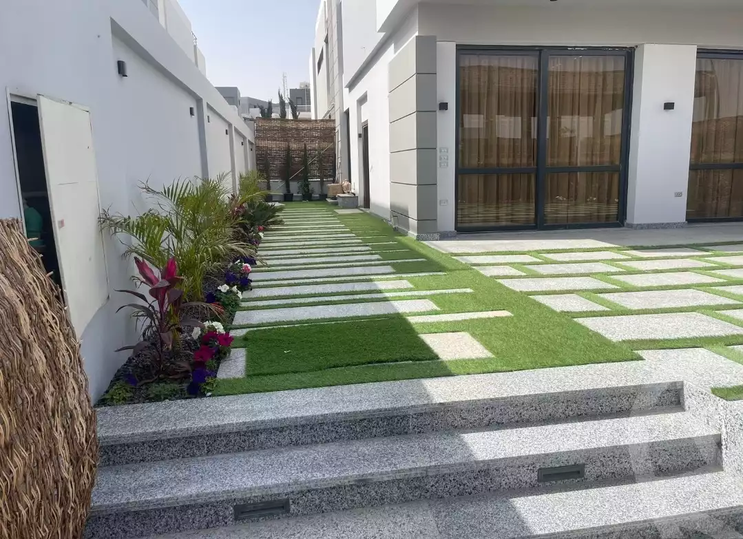 https://aqarmap.com.eg/en/listing/5763088-for-rent-cairo-el-sheikh-zayed-city-compounds-el-patio-zahraa