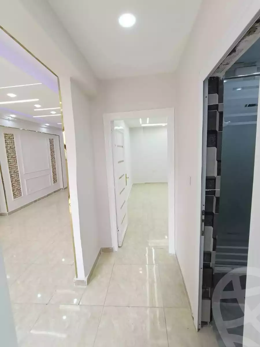 https://aqarmap.com.eg/ar/listing/5765115-for-sale-alexandria-l-jmy-el-hanouvel-abo-bakr-el-sedeek-st