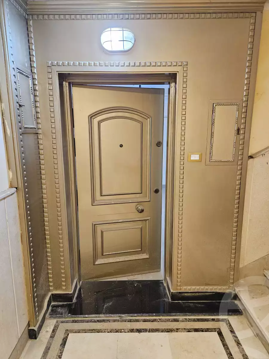https://aqarmap.com.eg/en/listing/5765662-for-sale-cairo-mokattam-el-hadabah-el-wosta-compounds-palm-city
