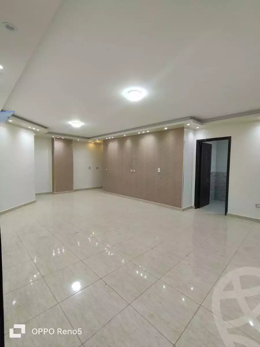 https://aqarmap.com.eg/ar/listing/5768596-for-sale-cairo-helwan-helwan-el-sharkeya-el-maraghi-st