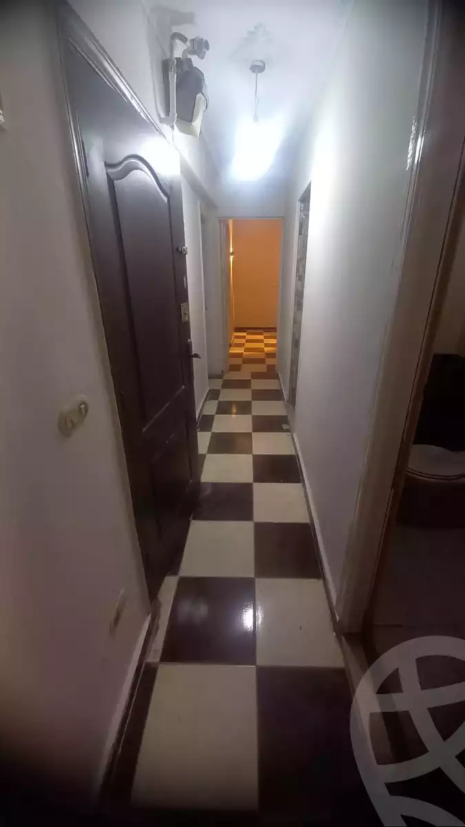 https://aqarmap.com.eg/ar/listing/5768734-for-sale-alexandria-bahray-el-anfoshy-sidi-al-mawazini-st