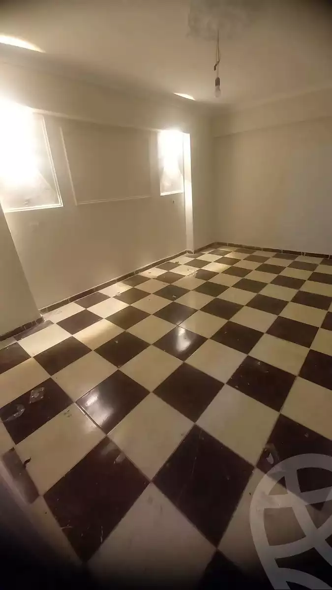 https://aqarmap.com.eg/ar/listing/5768734-for-sale-alexandria-bahray-el-anfoshy-sidi-al-mawazini-st
