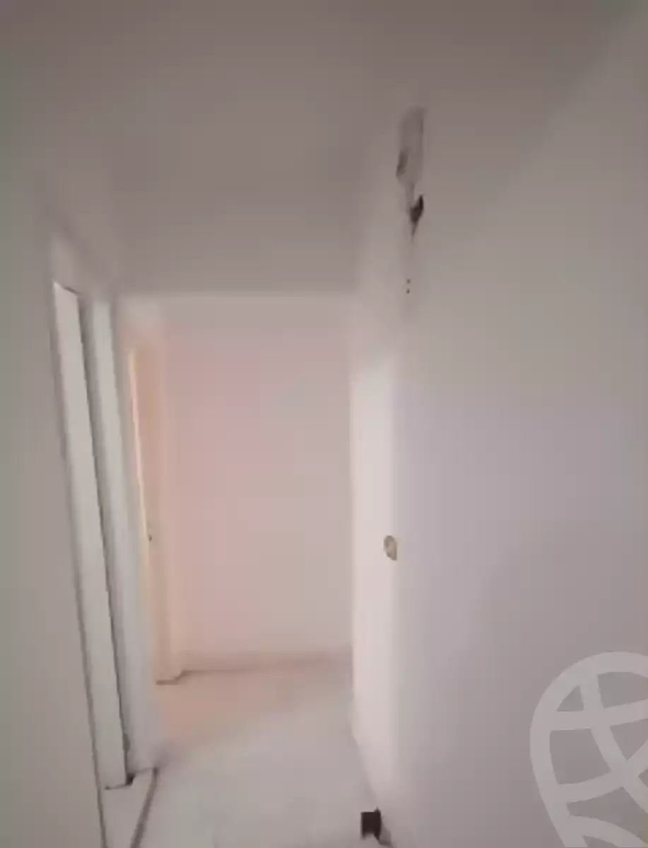 https://aqarmap.com.eg/ar/listing/5769078-for-sale-alexandria-l-jmy-bw-ywsf-hosni-mubarak-st
