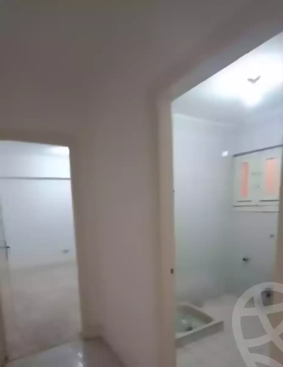 https://aqarmap.com.eg/ar/listing/5769078-for-sale-alexandria-l-jmy-bw-ywsf-hosni-mubarak-st