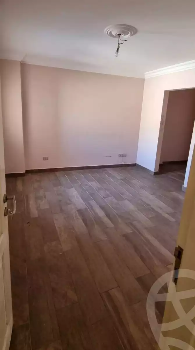 https://aqarmap.com.eg/ar/listing/5769522-for-sale-cairo-mokattam-el-hadabah-el-wosta-compounds-ebad-el-rahman-city