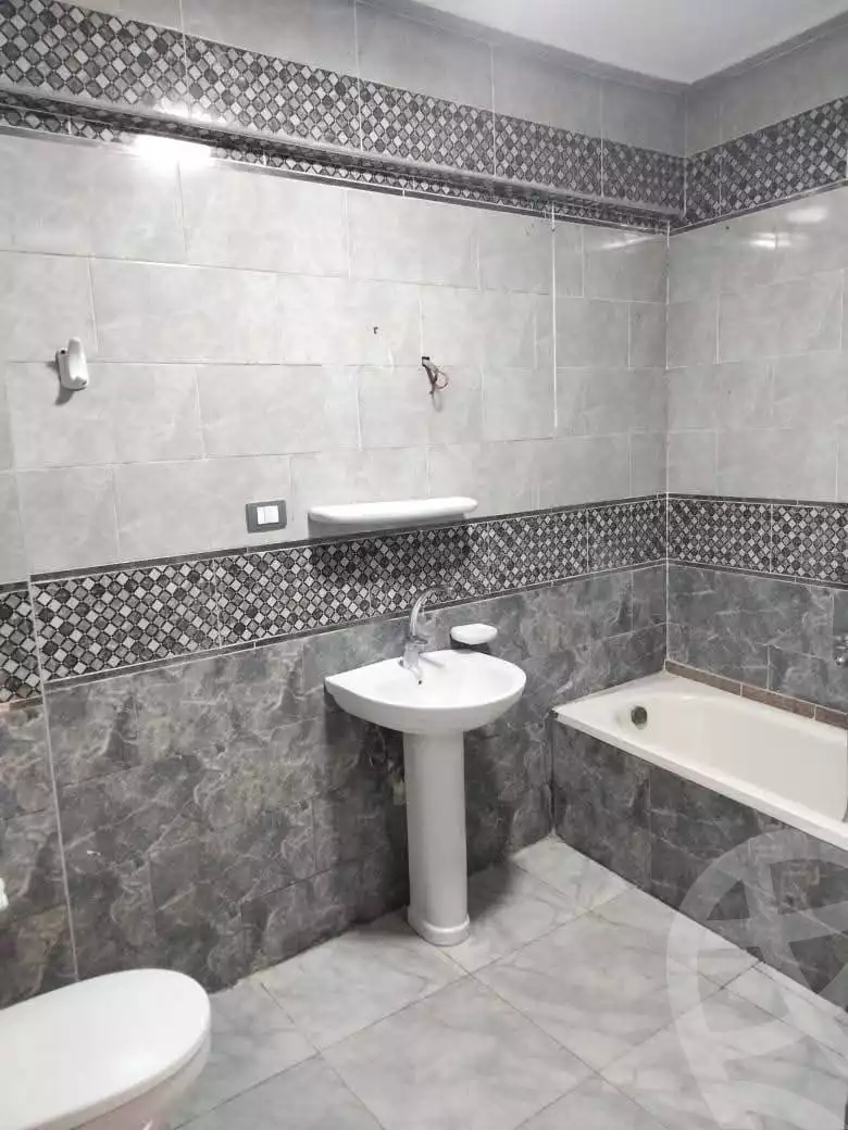 https://aqarmap.com.eg/ar/listing/5770454-for-sale-alexandria-l-jmy-el-hanouvel-al-haded-we-al-soulb-st