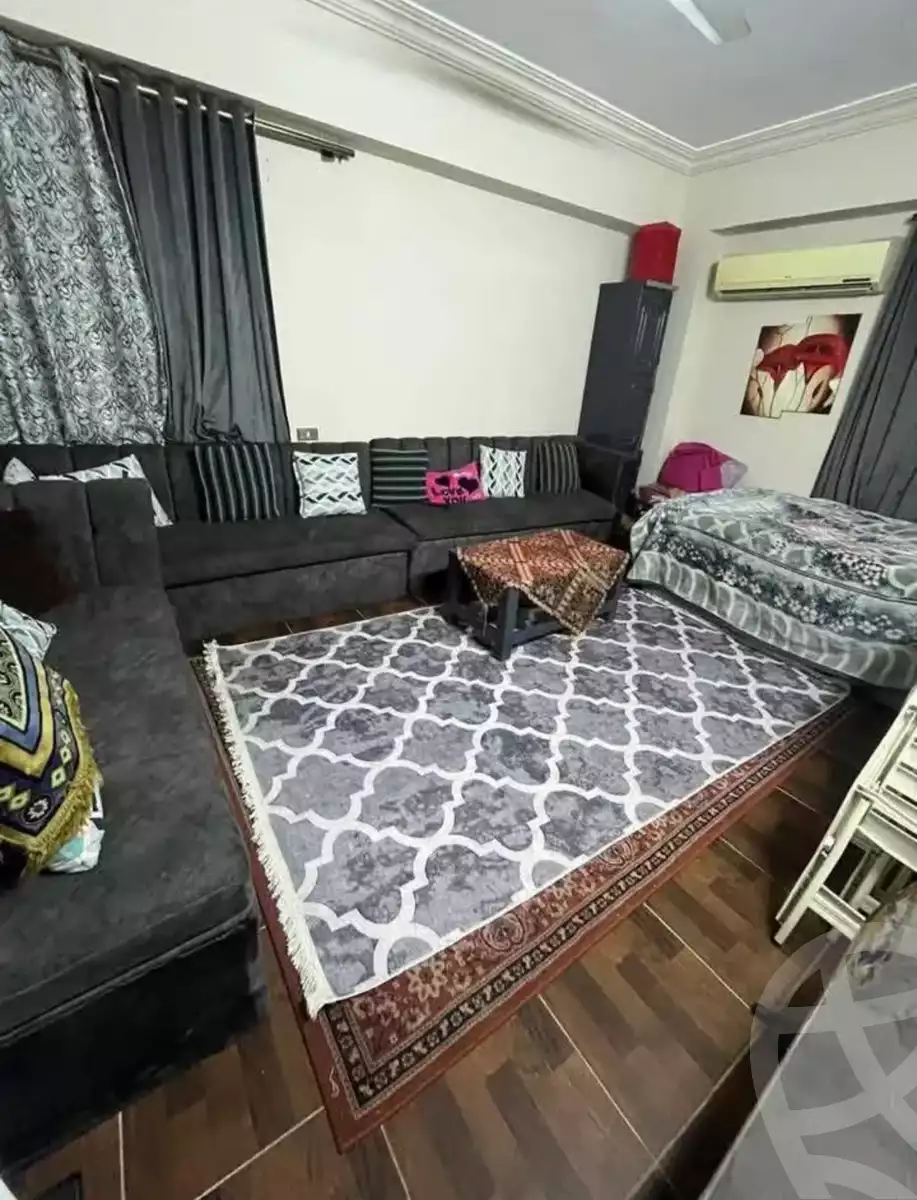 https://aqarmap.com.eg/en/listing/5770470-for-sale-cairo-15th-of-may-mjwr-9