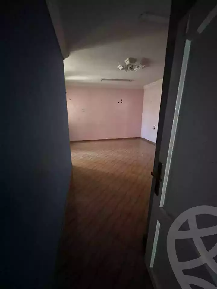 https://aqarmap.com.eg/ar/listing/5771044-for-sale-monufia-shibin-el-kom-shr-ljl-lbhry