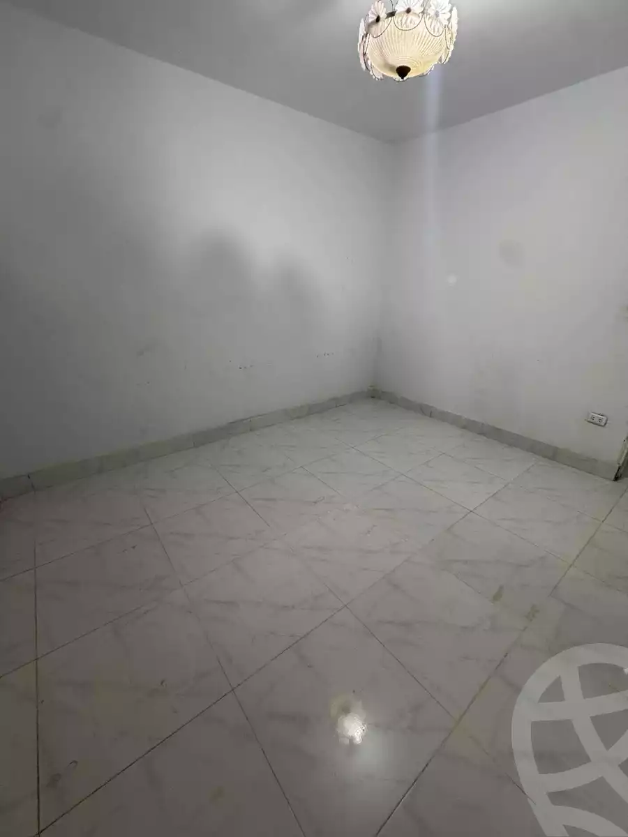 https://aqarmap.com.eg/ar/listing/5771168-for-rent-cairo-ain-shams-el-naam-mostafa-hafez-st