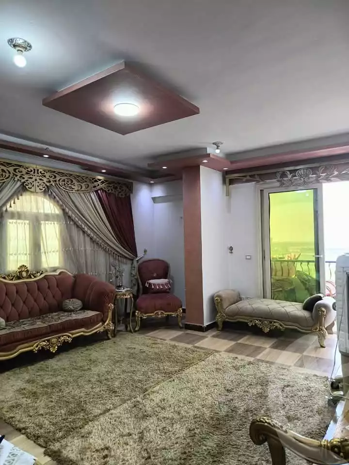 https://aqarmap.com.eg/ar/listing/5774911-for-sale-cairo-helwan-hadayek-helwan-nile-corniche-st