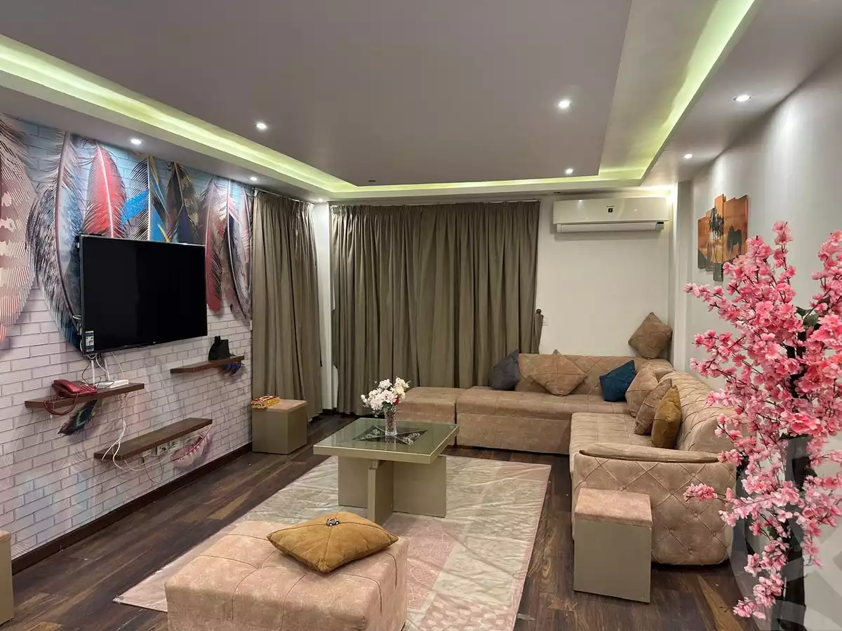 https://aqarmap.com.eg/en/listing/5775034-for-sale-cairo-el-sheikh-zayed-city-compounds-dr-msr