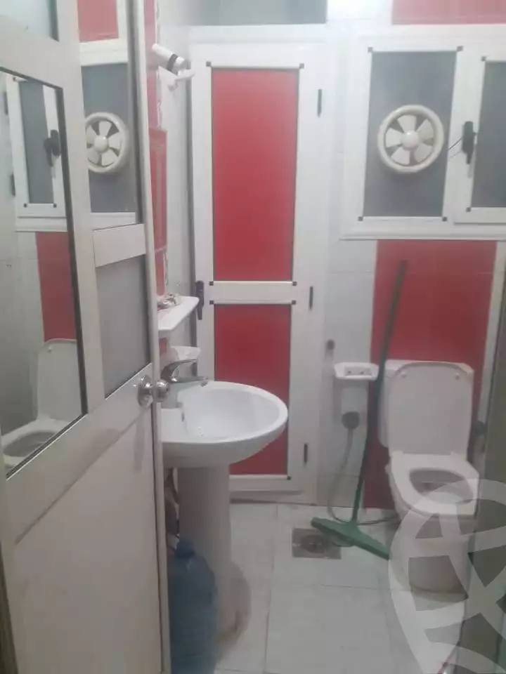 https://aqarmap.com.eg/ar/listing/5775793-for-sale-alexandria-sydy-bshr-sydy-bshr-qbly-mohamed-farid-st