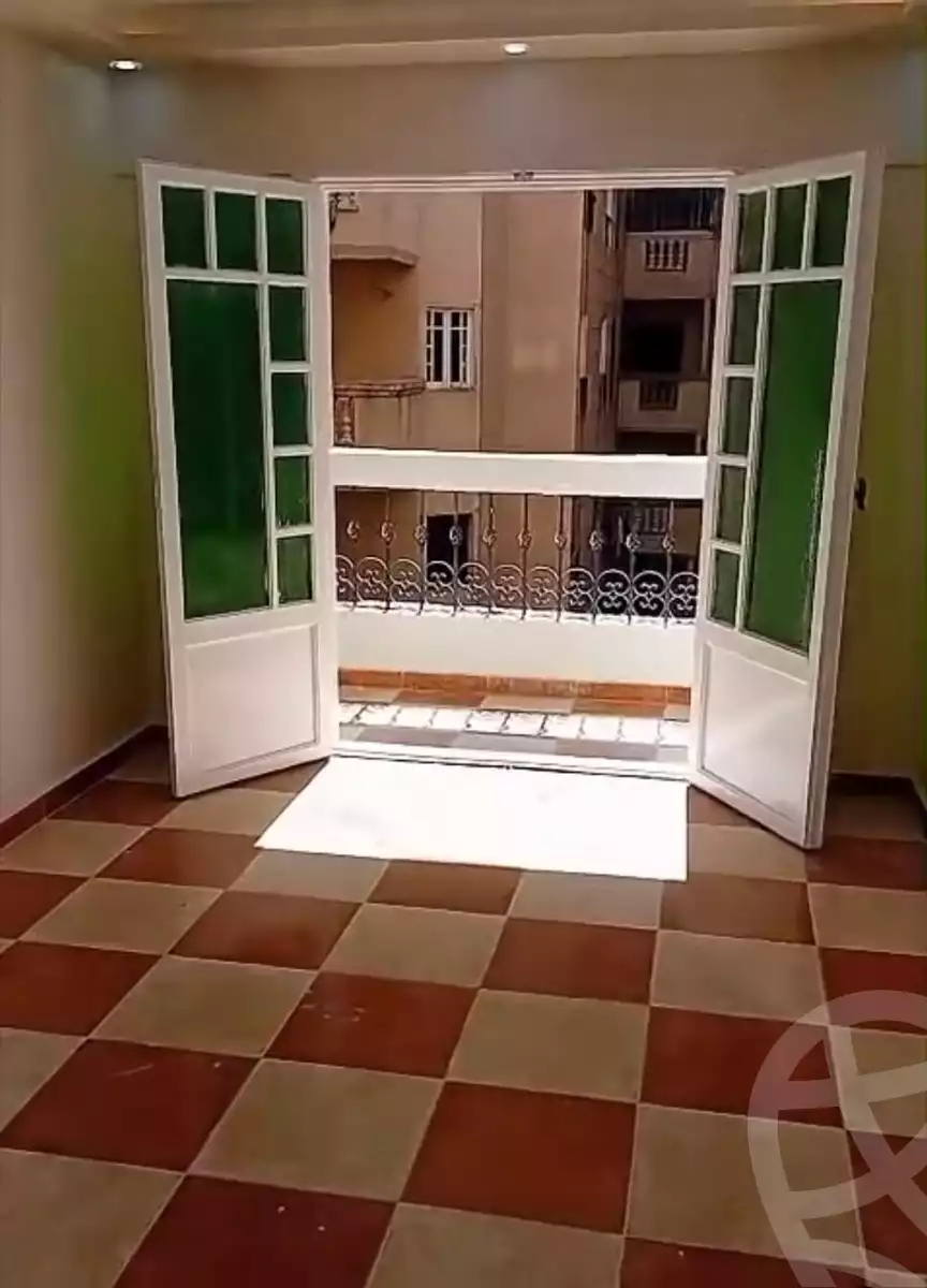 https://aqarmap.com.eg/ar/listing/5776501-for-sale-alexandria-l-jmy-compounds-in-el-agamy