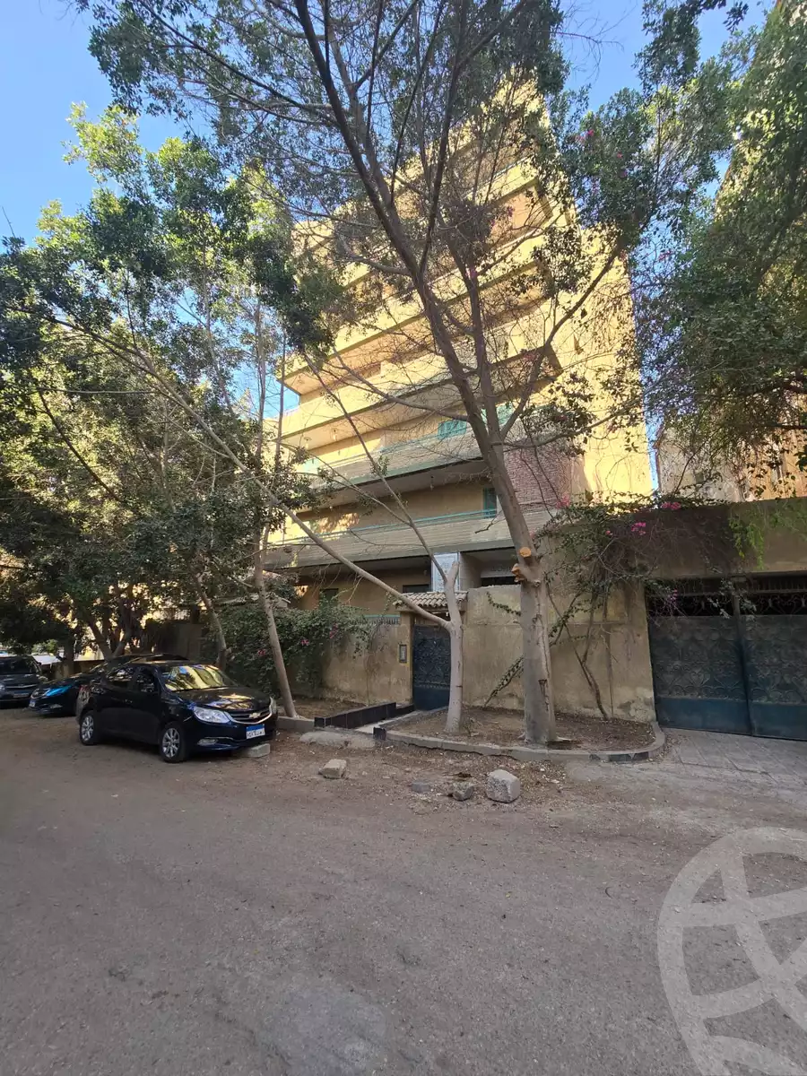 https://aqarmap.com.eg/en/listing/5776632-for-sale-cairo-mokattam-lhdb-l-ly
