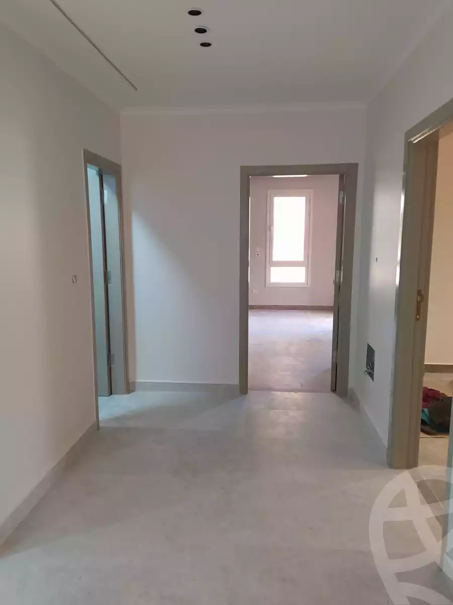 https://aqarmap.com.eg/en/listing/5779075-for-sale-cairo-new-cairo-compounds-paradise