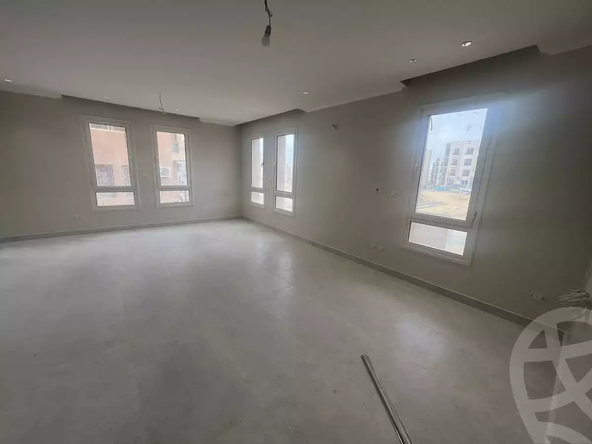 https://aqarmap.com.eg/en/listing/5779075-for-sale-cairo-new-cairo-compounds-paradise