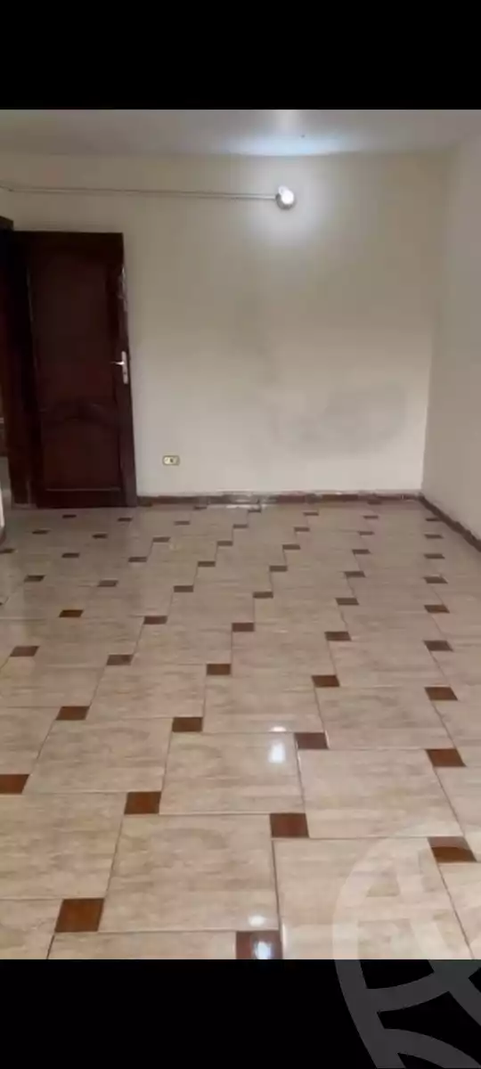 https://aqarmap.com.eg/en/listing/5779321-for-sale-cairo-helwan-helwan-el-sharkeya-mostafa-safwat-st