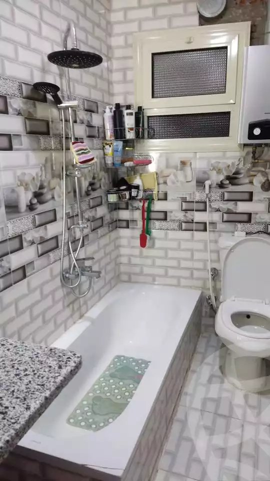 https://aqarmap.com.eg/en/listing/5780410-for-sale-alexandria-l-jmy-lbytsh-ain-shams-st