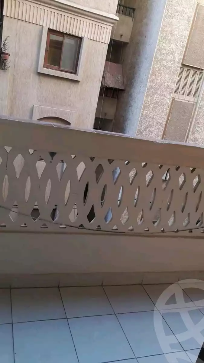 https://aqarmap.com.eg/en/listing/5781148-for-rent-alexandria-l-jmy-lbytsh-al-samalehy-2-st