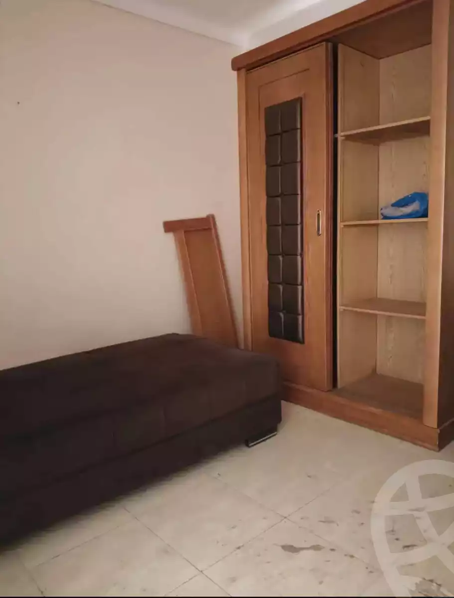 https://aqarmap.com.eg/en/listing/5781360-for-sale-alexandria-l-jmy-lbytsh-shahr-al-assal-st