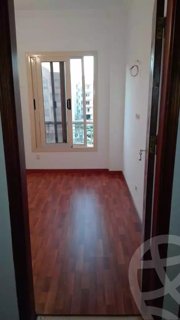 https://aqarmap.com.eg/en/listing/5783038-for-sale-cairo-el-sheikh-zayed-city-compounds-opera-city