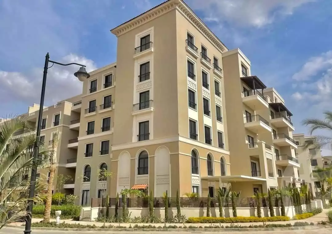 https://aqarmap.com.eg/en/listing/5785592-for-sale-cairo-el-sheikh-zayed-city-compounds-kmbwnd-fyldj-wyst-dr-llttwyr