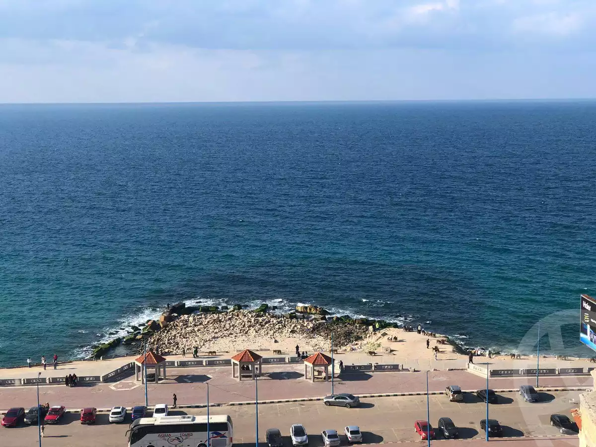 https://aqarmap.com.eg/ar/listing/5785663-for-sale-alexandria-camp-cesar-el-gaish-rd