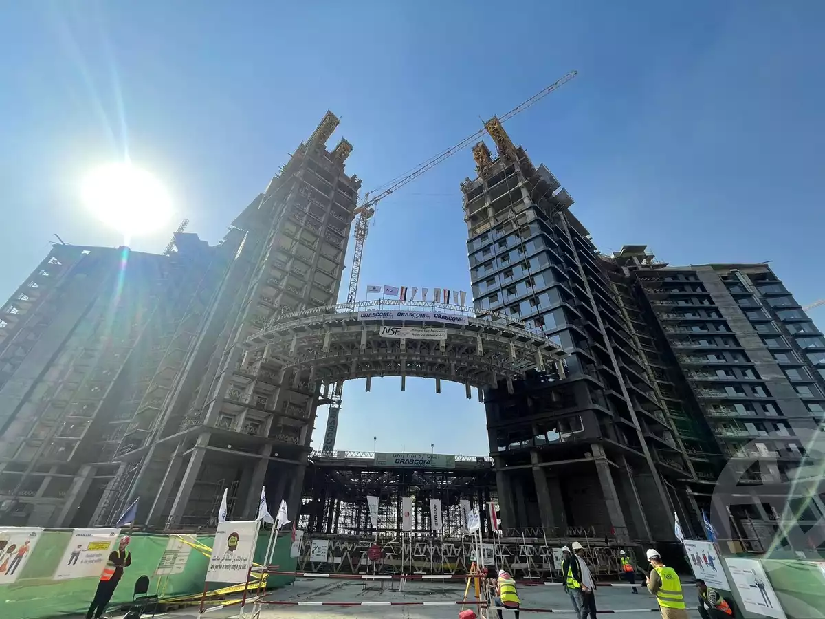 https://aqarmap.com.eg/en/listing/5785688-for-sale-cairo-el-sheikh-zayed-city-compounds-zyd-wr-llttwyr-park-towers-zed-el-sheikh-zayed-compound