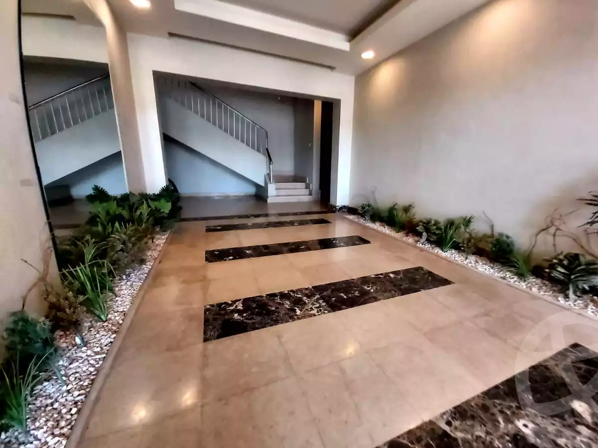 https://aqarmap.com.eg/en/listing/5785728-for-sale-cairo-el-sheikh-zayed-city-compounds-dh-drys