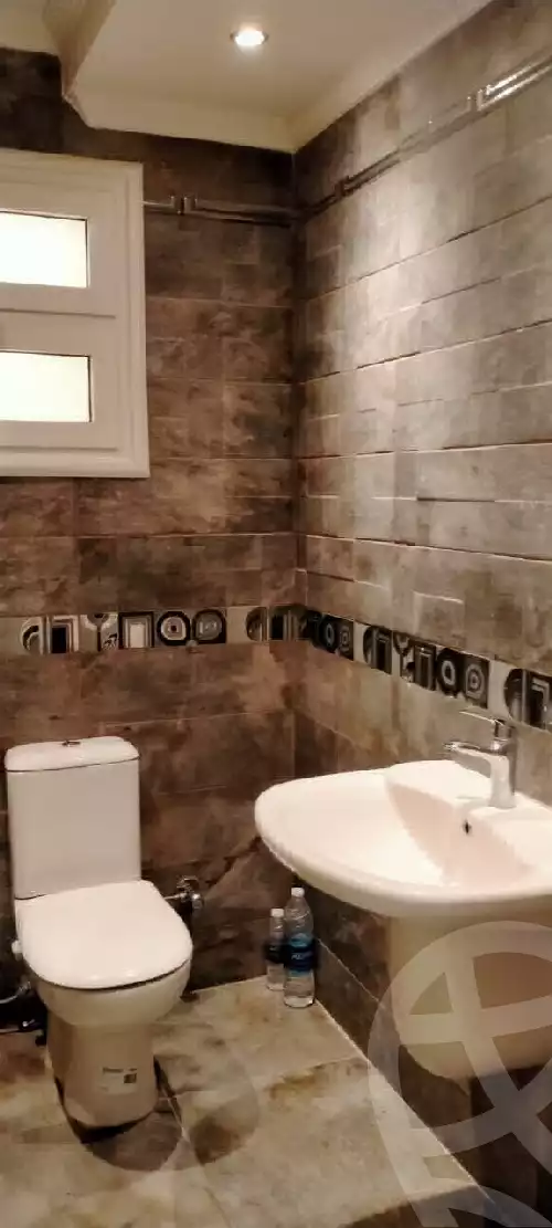 https://aqarmap.com.eg/en/listing/5786857-for-rent-cairo-new-cairo-lrhb-city-phase-5-ibn-al-nafees-st