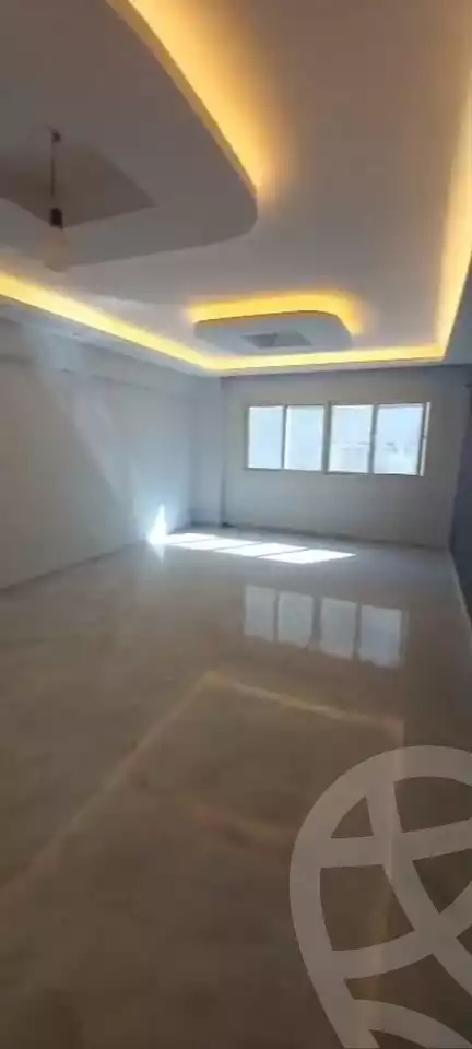 https://aqarmap.com.eg/ar/listing/5786930-for-rent-cairo-mokattam-lhdb-l-ly-shr-krym-bnwn