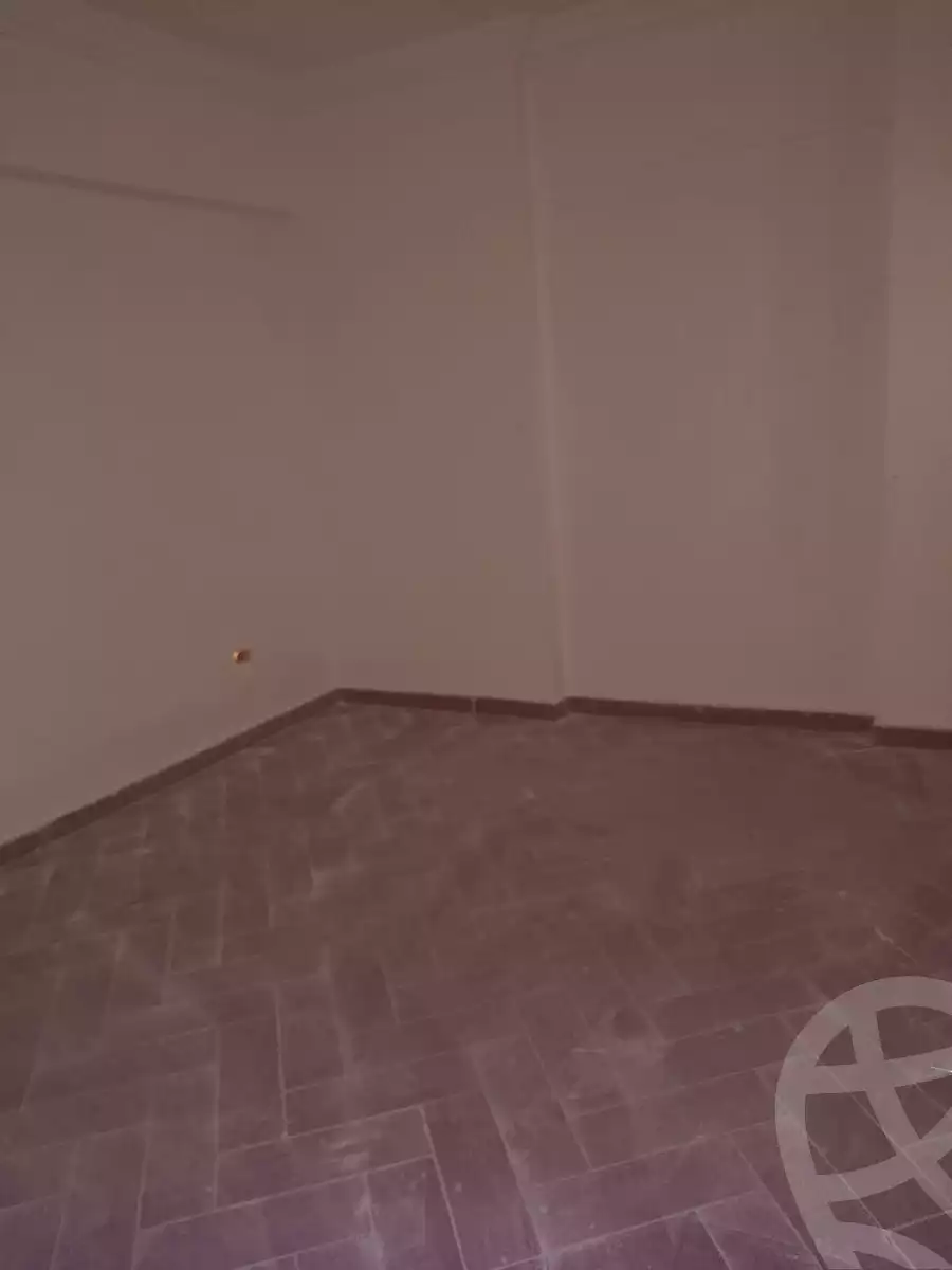 https://aqarmap.com.eg/ar/listing/5788781-for-rent-alexandria-smouha-shr-mhmd-bw-lftwh-hsb-lrydh