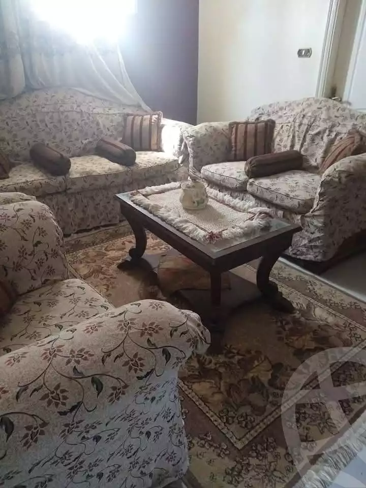 https://aqarmap.com.eg/ar/listing/5788923-for-sale-cairo-ain-shams-ain-shams-el-sharkia-afifi-effat-st