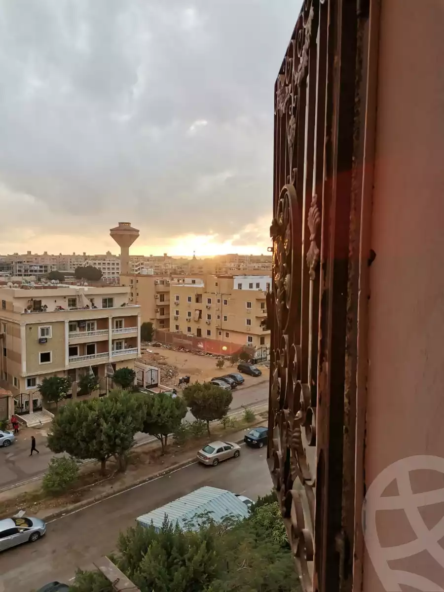 https://aqarmap.com.eg/en/listing/5789919-for-sale-cairo-6th-of-october-hadaeq-october-kmbwnd-fy-hdyq-ktwbr-el-fardoos-city