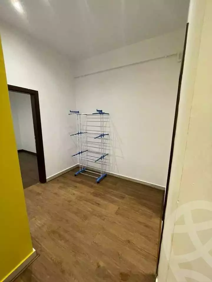 https://aqarmap.com.eg/en/listing/5791627-for-sale-cairo-new-cairo-compounds-trio-gardens