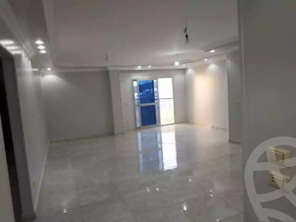 https://aqarmap.com.eg/en/listing/5796339-for-rent-cairo-mokattam-el-hadabah-el-wosta-rd-lmbhth