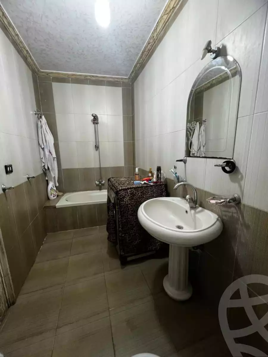 https://aqarmap.com.eg/en/listing/5796384-for-sale-cairo-el-maadi-nazlt-andrea