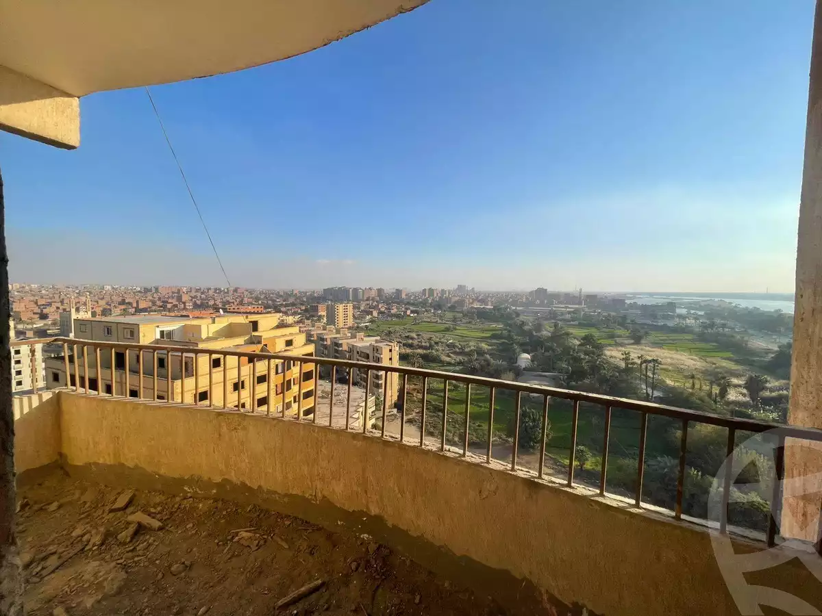 https://aqarmap.com.eg/ar/listing/5796478-for-sale-cairo-helwan-kwrnysh-hlwn
