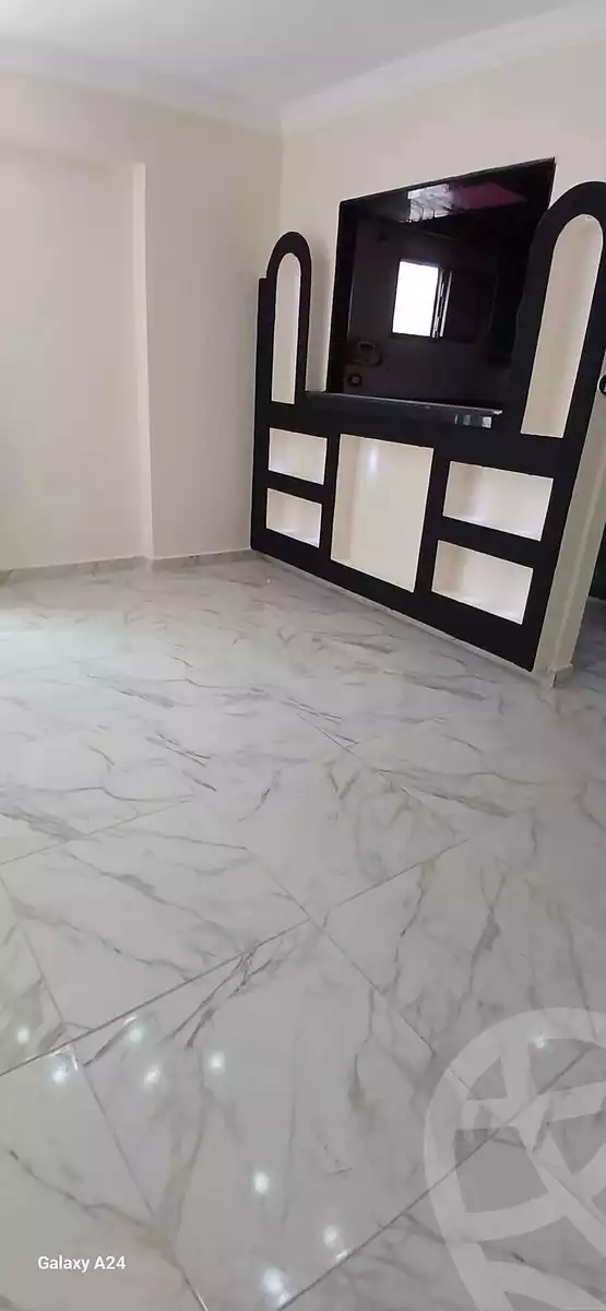 https://aqarmap.com.eg/en/listing/5797991-for-sale-alexandria-bahray-el-anfoshy-sidi-yakout-st