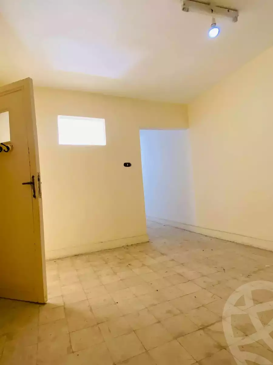 https://aqarmap.com.eg/ar/listing/5800401-for-sale-alexandria-l-jmy-lbytsh-shahr-al-assal-st